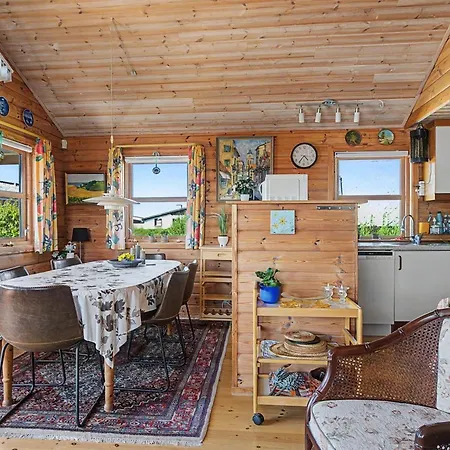 Evdokija - 50m From The Sea By Interhome *
